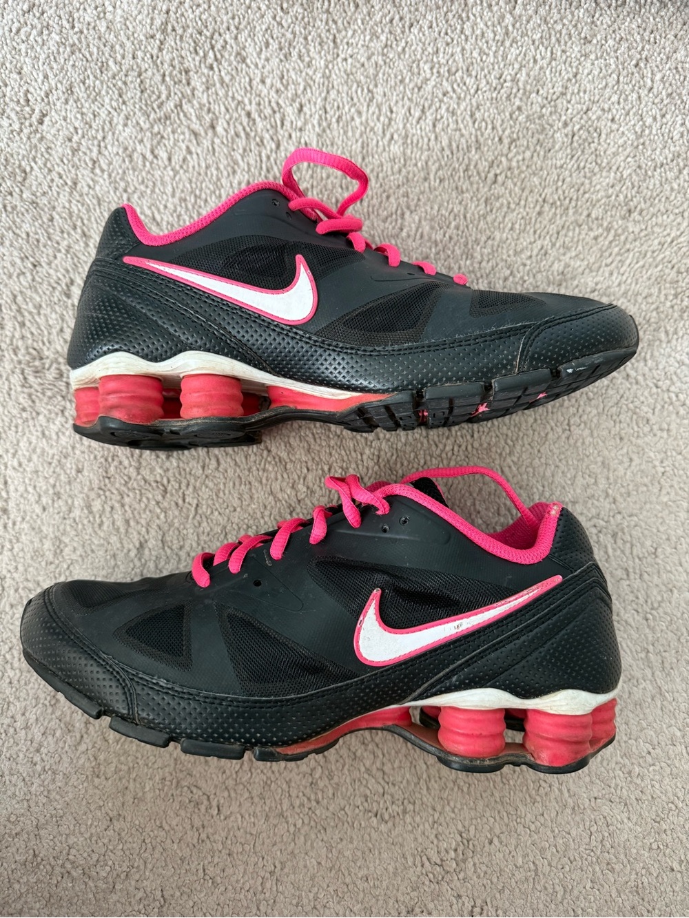 Y2K Nike Shox 8 pink and black